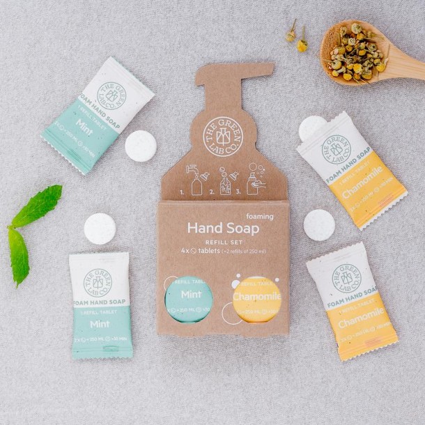 The Green Lab Co Handzeep navulset munt & kamille (4 Stuks)