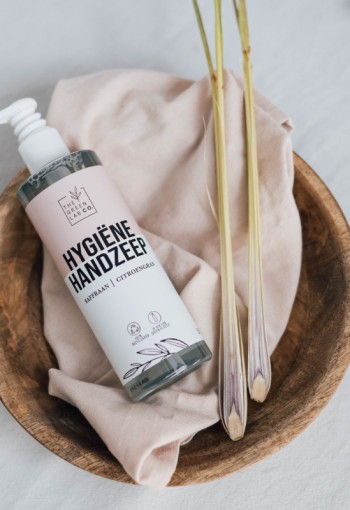 The Green Lab Co Handzeep vloeibaar saffraan & citroen met pomp (300 Milliliter)