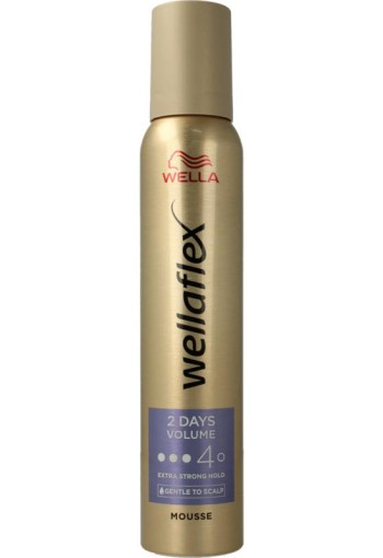 Wella 2Day volume ultra strong mousse (200 Milliliter)