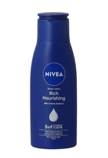 Nivea Bodymilk verzorgend (75 Milliliter)