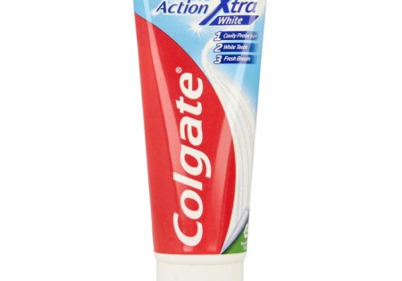 Colgate Tandpasta triple action whitening 75 Milliliter