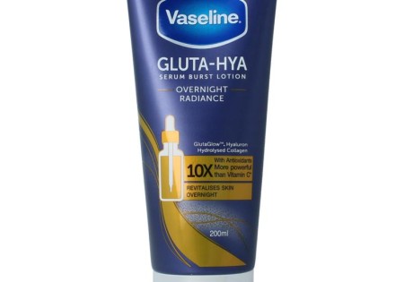 Vaseline Gluta-hya overnight radiance serum lotion 300 Milliliter