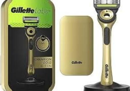 Gillette Labs ' Champion Gold editie' Scheersysteem 1 Handvat Met 2 Navulmesjes En Reisetui 