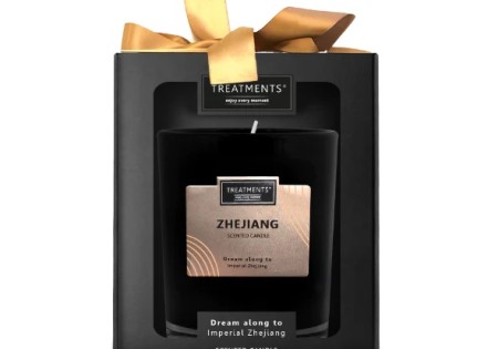Treatments Giftbox Scented Candle - Zhejiang 380gr