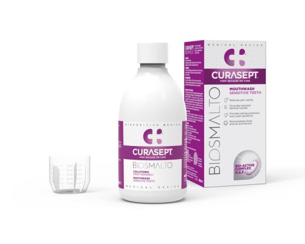 Curasept Biosmalto mondspoelmiddel gevoelige tanden (300 Milliliter)