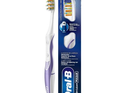 Oral-B Pro-Expert Pulsar 35 Medium oral b Tandenborstel