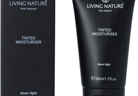 Living Nature Dawn light tinted moisturiser (50 ml)