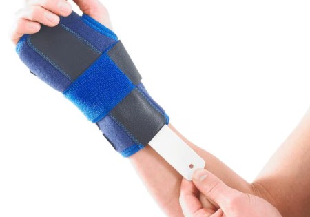 Neo G Stabiliserende Polsbrace Rechts