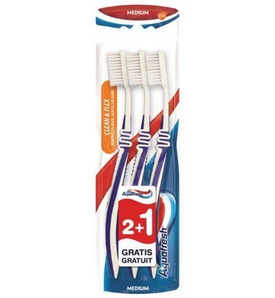 Aquafresh Tandenborstel Clean Flex Medium 3st