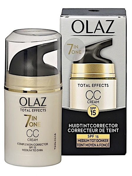 Gloed mengsel tussen Olaz Total Effects 7in1 CC Cream Dagcrème voor een Medium tot Donkere  Huidtint