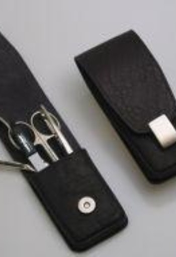 Malteser Manicure buidel 4-delig magneetsluiting (1 Set)
