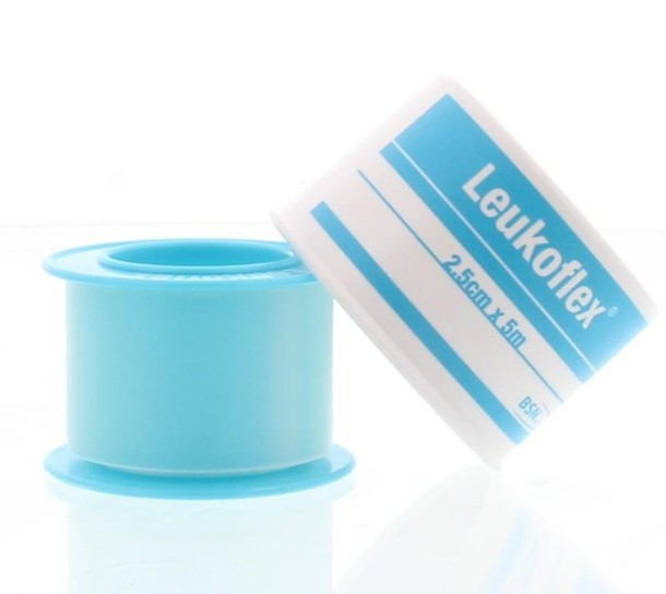 Leukoflex Hechtpleister 5m x 2.50cm (1 Stuks)