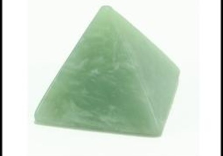 Ruben Robijn Edelsteenpiramide jade (1 Stuks)