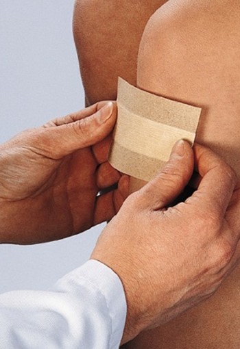 Curaplast Sensitive wondpleister 5m x 4cm hypoallergeen (1 Rol)