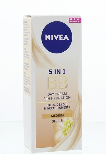 Nivea Essentials BB cream medium SPF15 (50 Milliliter)